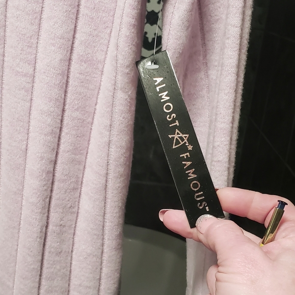 Almost Famous sweater - Picture 4 of 5